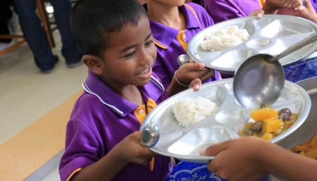 “ธรรมนูญสุขภาพ” หนุนท้องถิ่นจัดการอาหารในโรงเรียน  “อาหารโรงเรียนเปลี่ยนชุมชน”